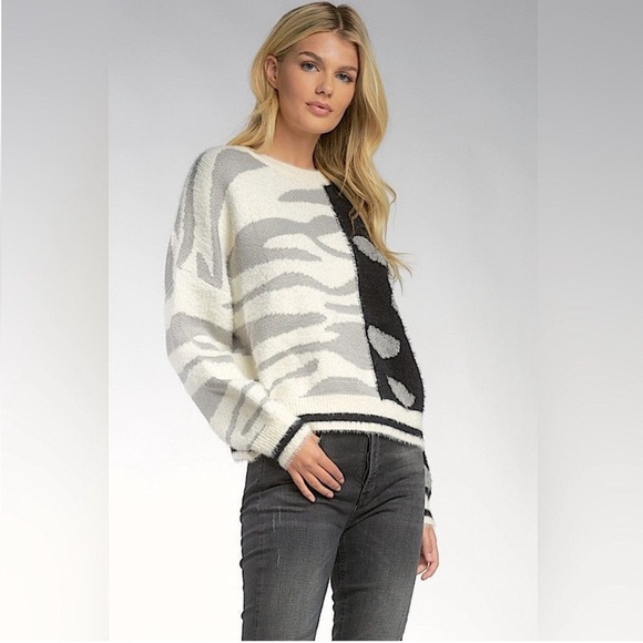 ELAN | Bloomingdale’s Mixed Animal Print Sweater - Small - Picture 1 of 16